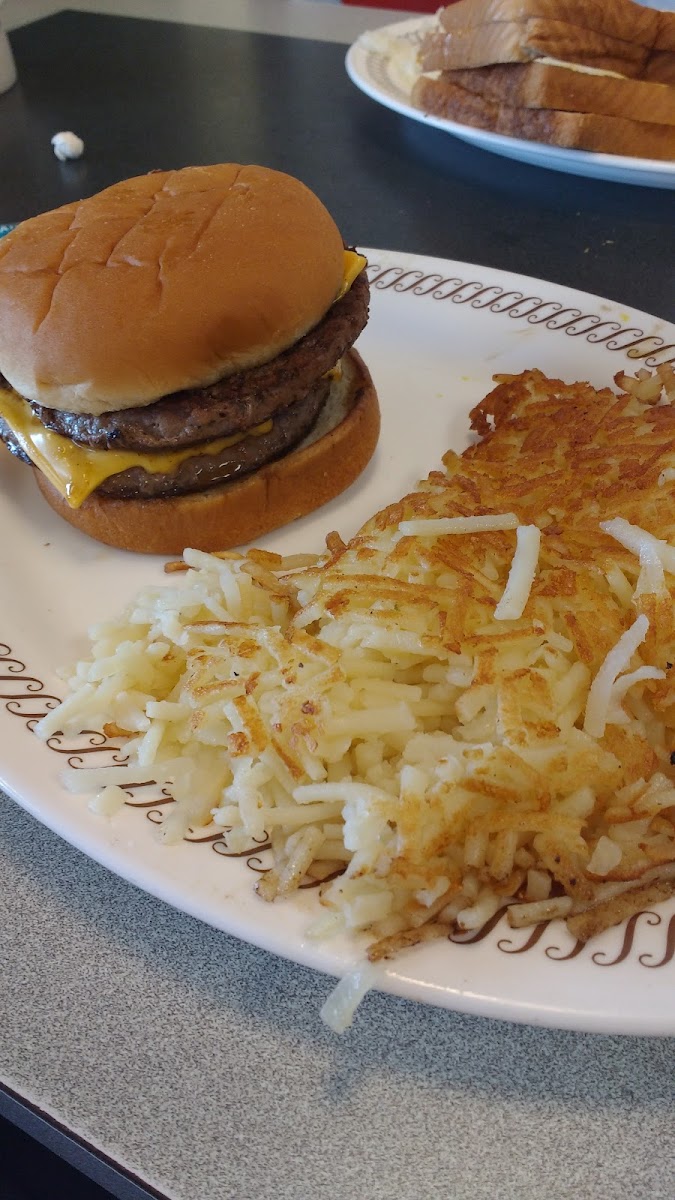 Waffle House Photo 6