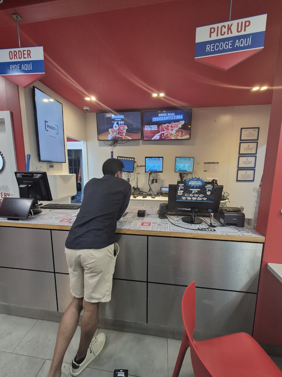 Domino's Pizza Photo 4