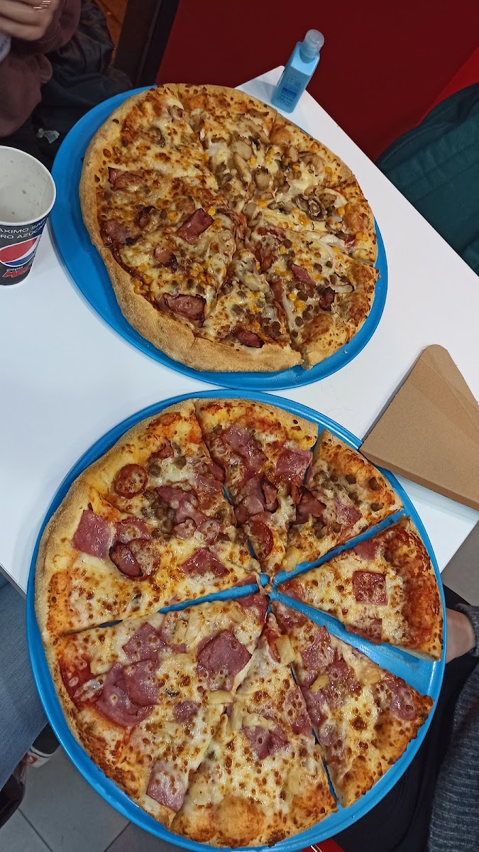 Domino's Pizza Photo 8
