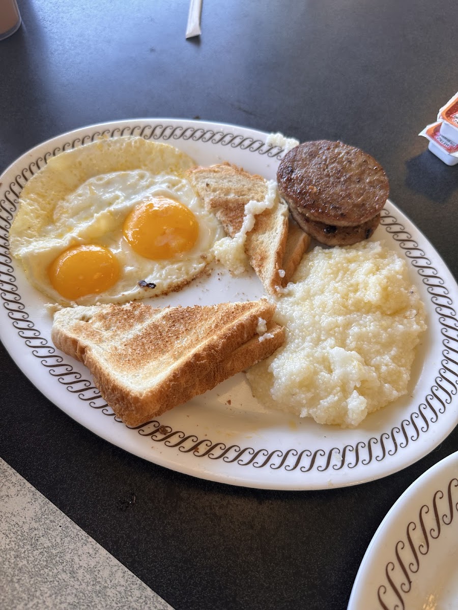 Waffle House Photo 10