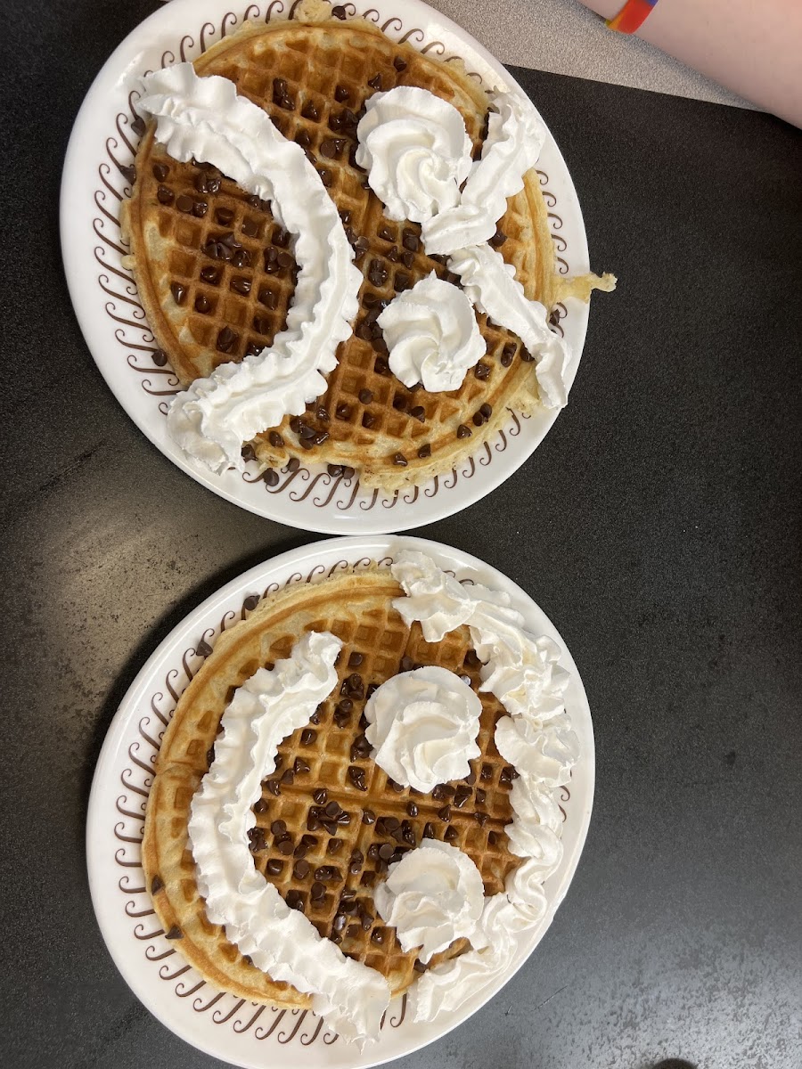Waffle House Photo 5