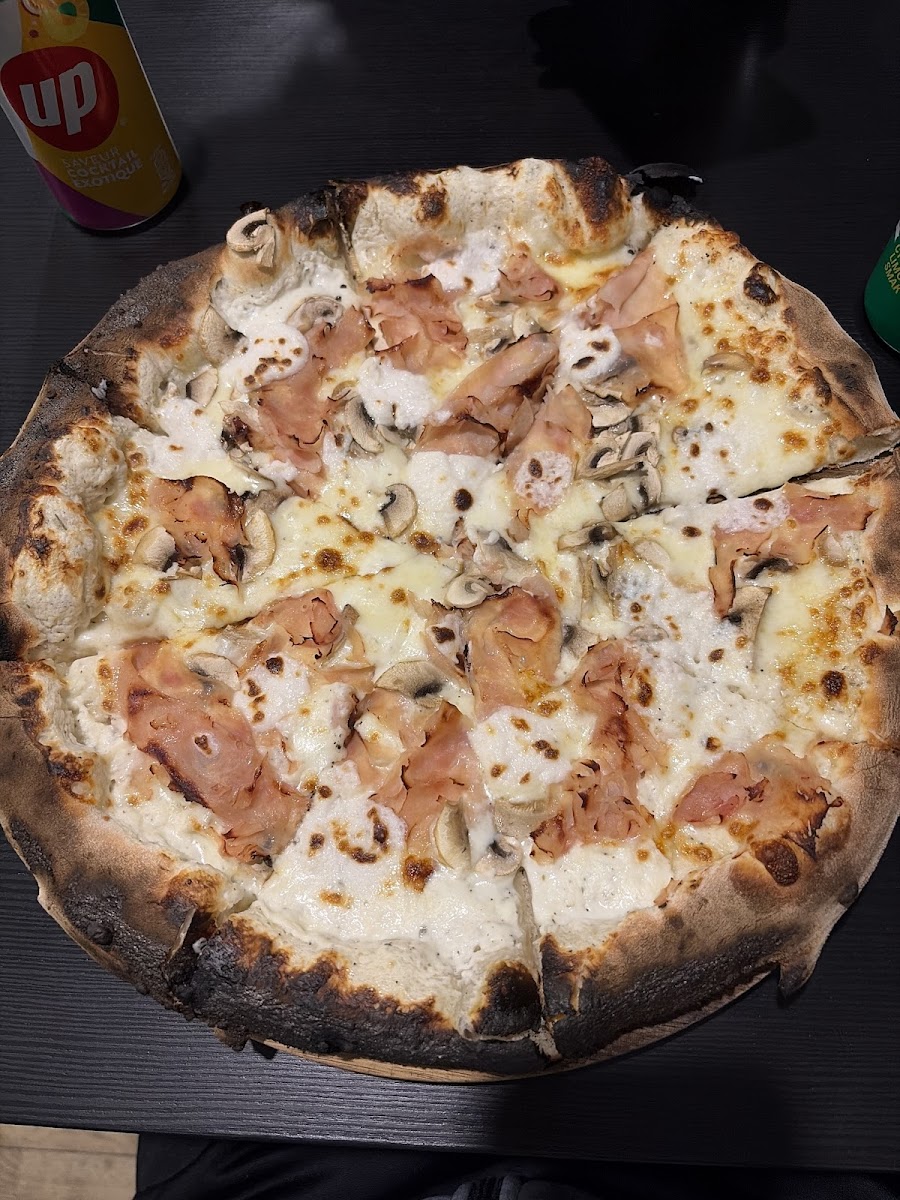 Presto Pizza Photo 3