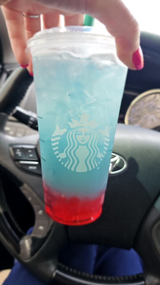 Starbucks Photo 8