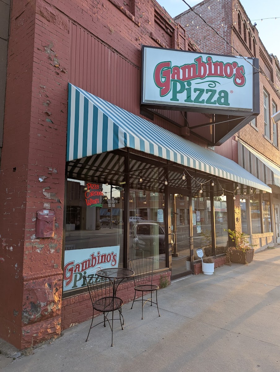 Gambino's Pizza