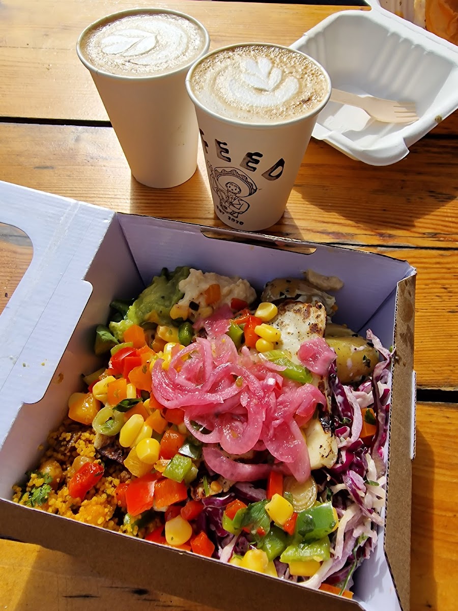 Feed Photo 10