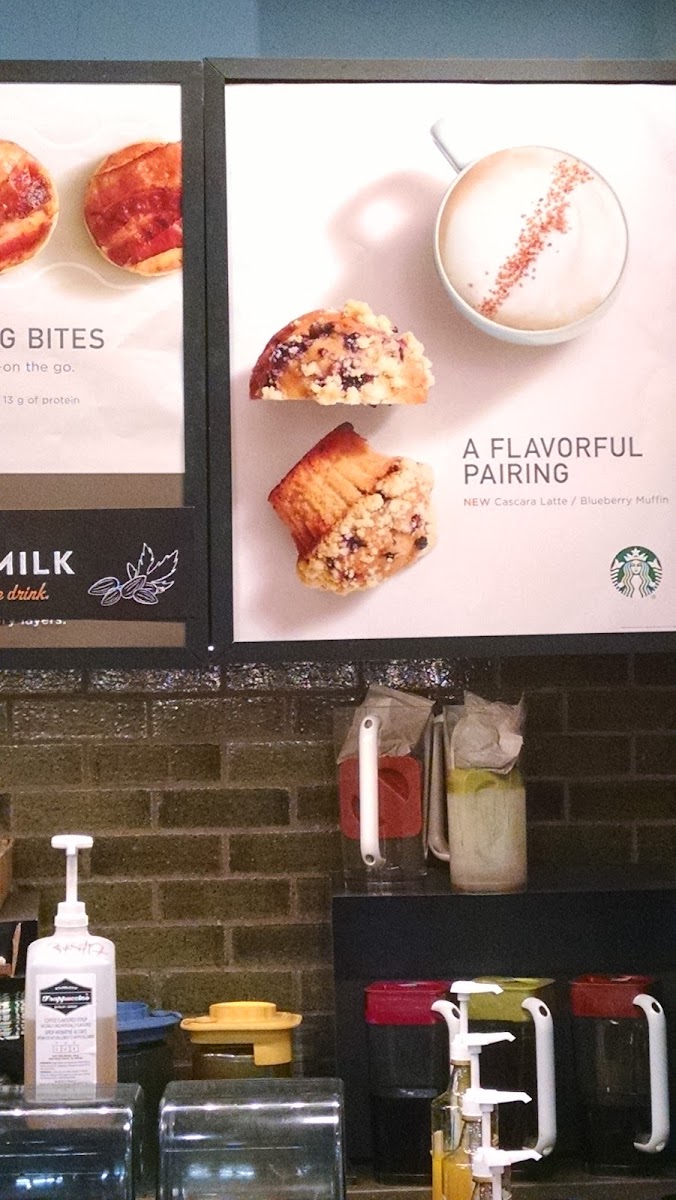 Starbucks Photo 4