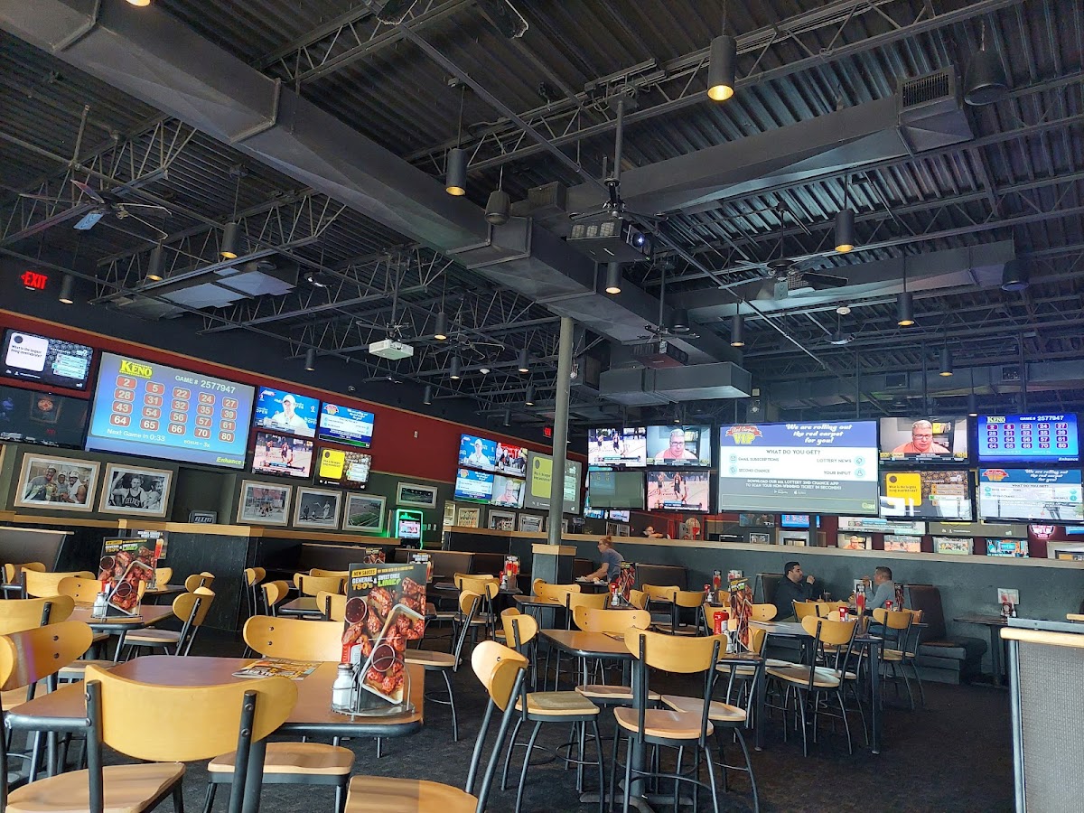 Buffalo Wild Wings Photo 4