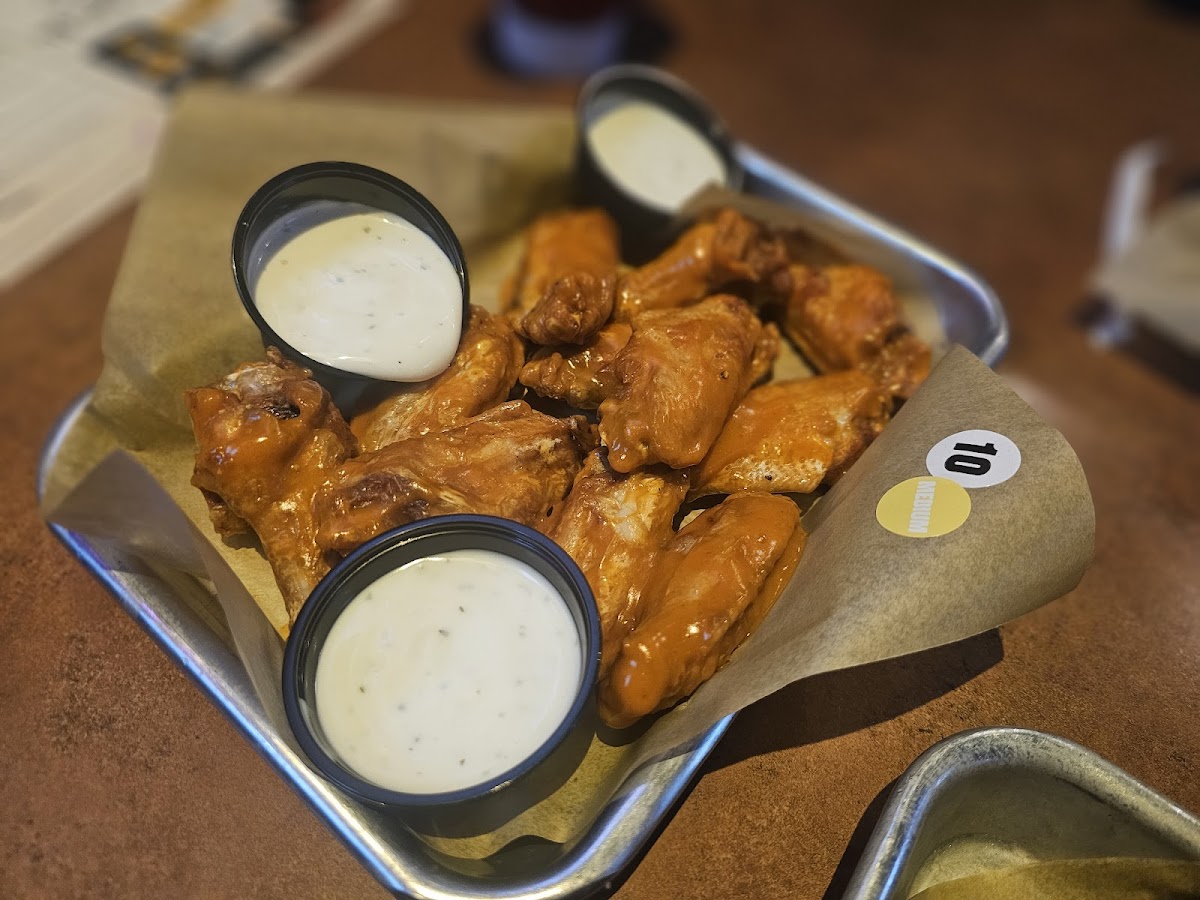 Buffalo Wild Wings Photo 5