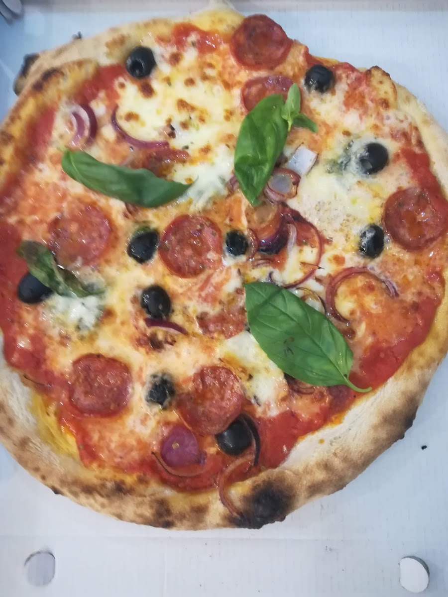 Roger Pizza Photo 6