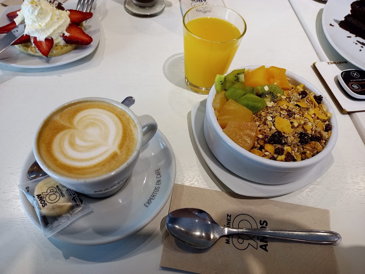 Café Martínez Photo 6