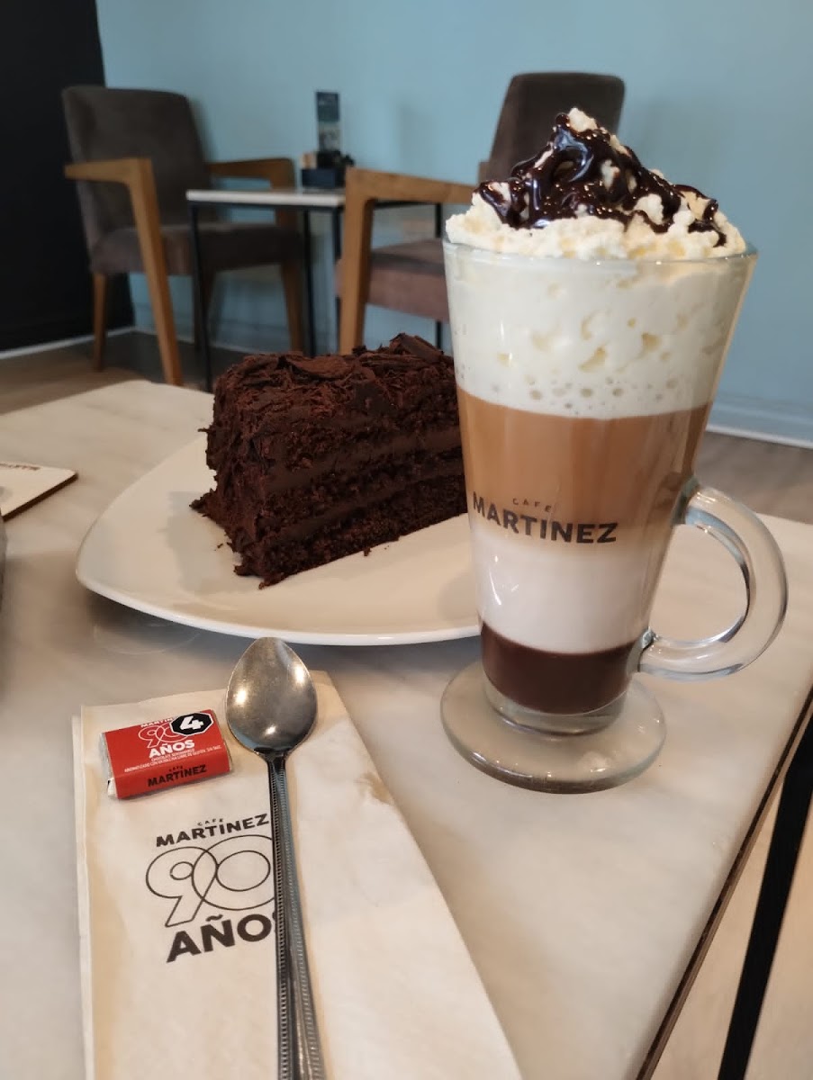 Café Martínez Photo 7