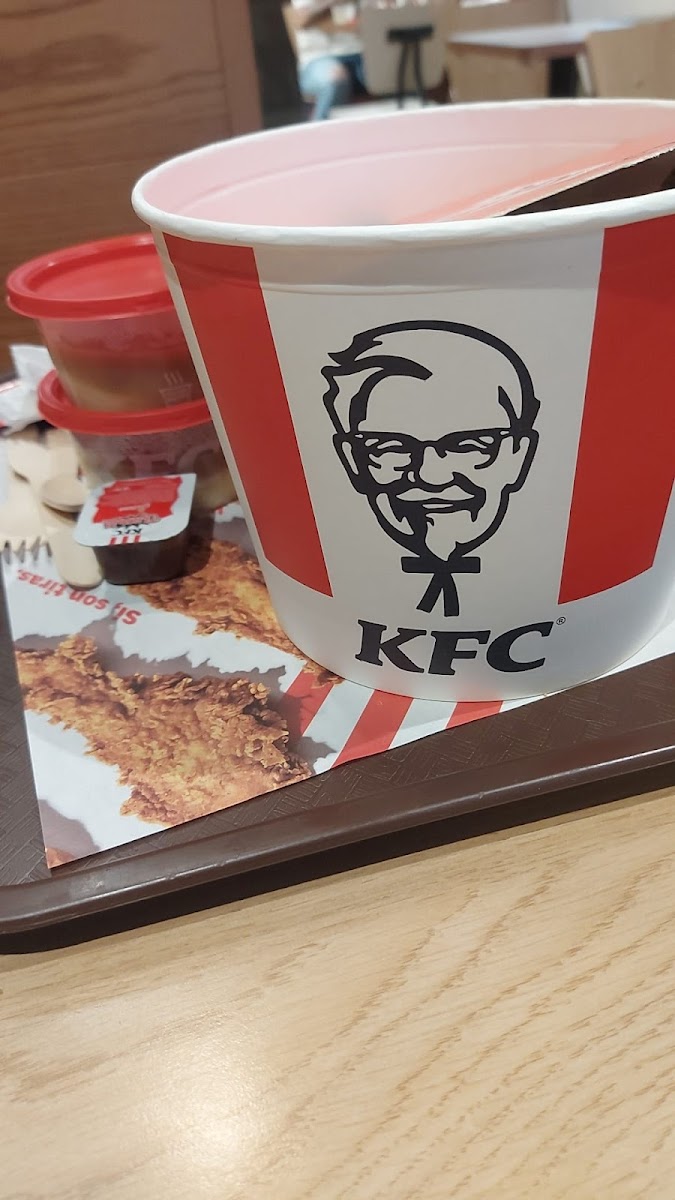 KFC Photo 6