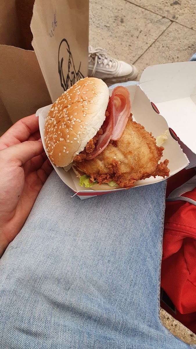 KFC Photo 7