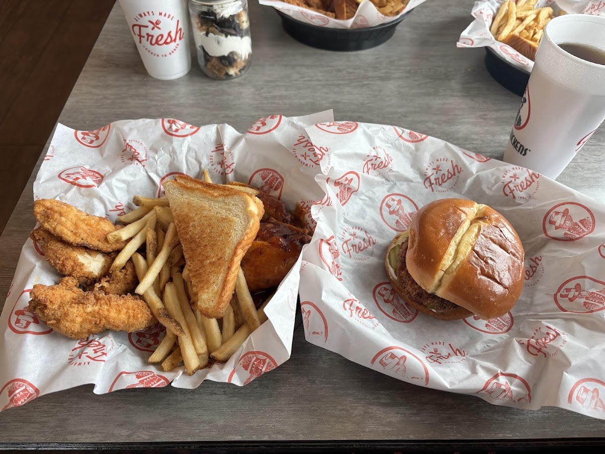 Slim Chickens Photo 5