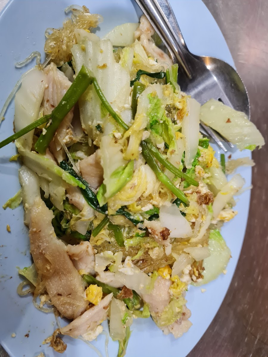 ร้าน ต๋องสุกี้168 (โต้รุ่งหน้าวัดเพรียว) Photo 7