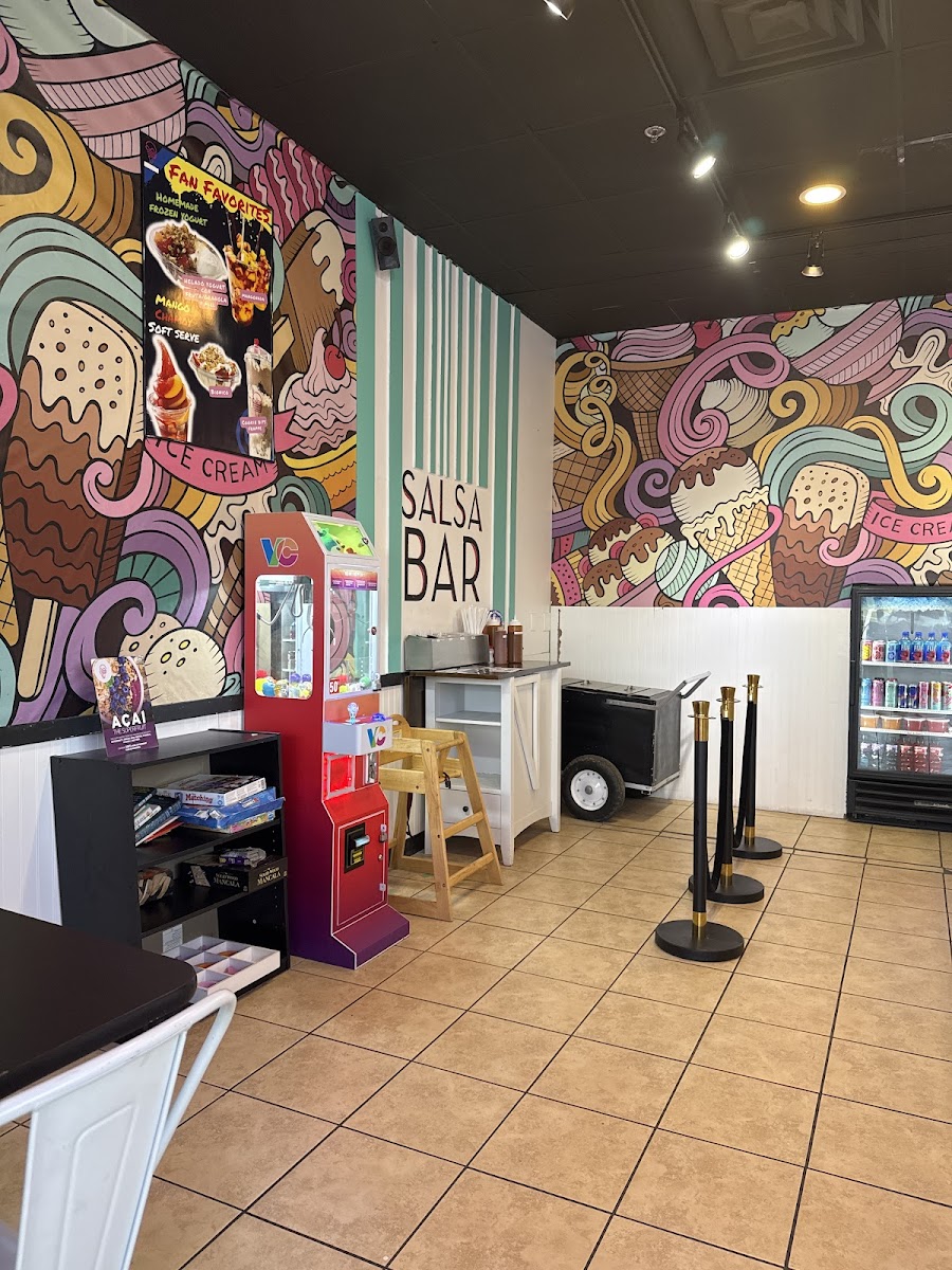 Cravings Creamery Photo 3