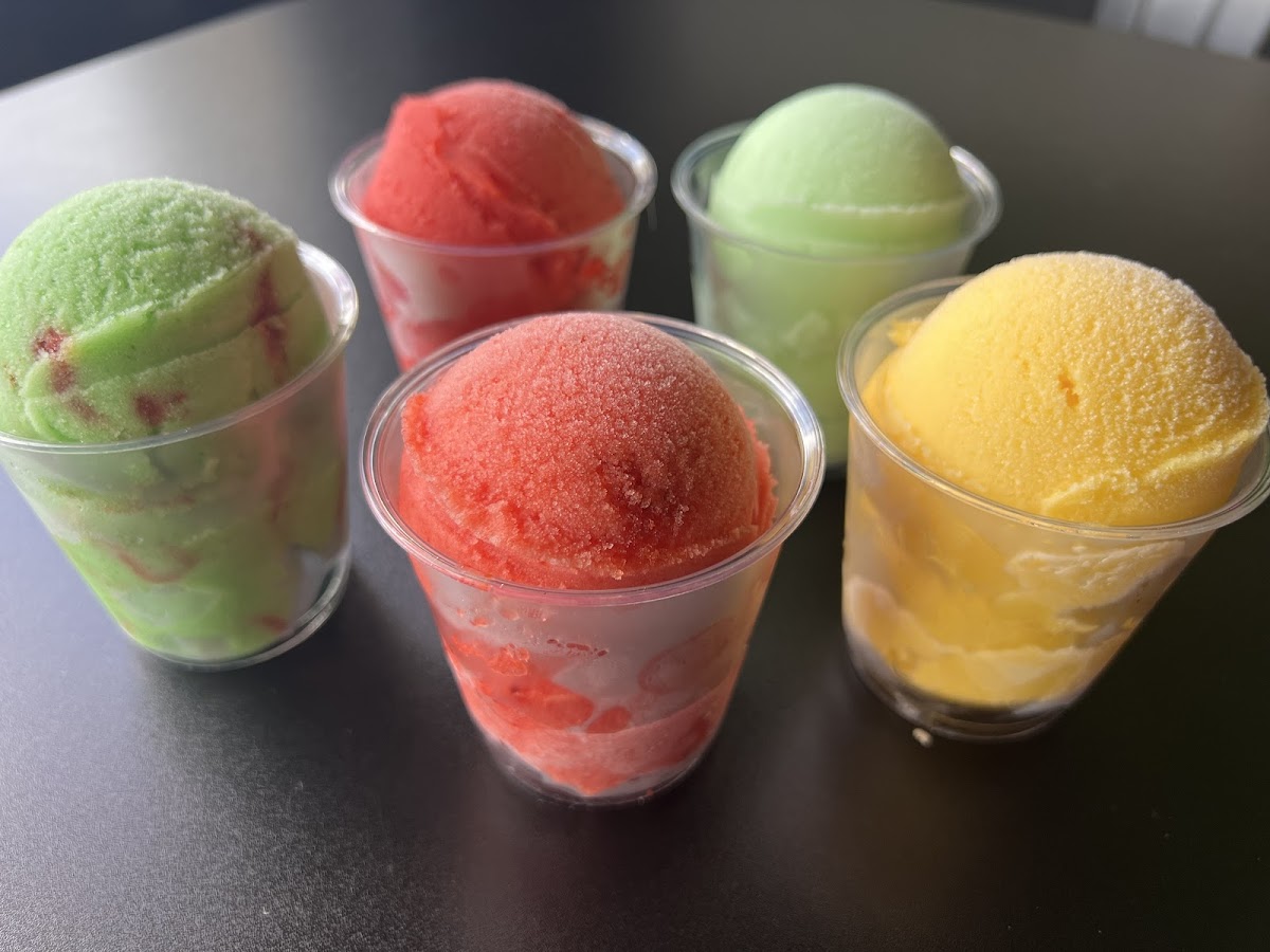 Cravings Creamery Photo 6
