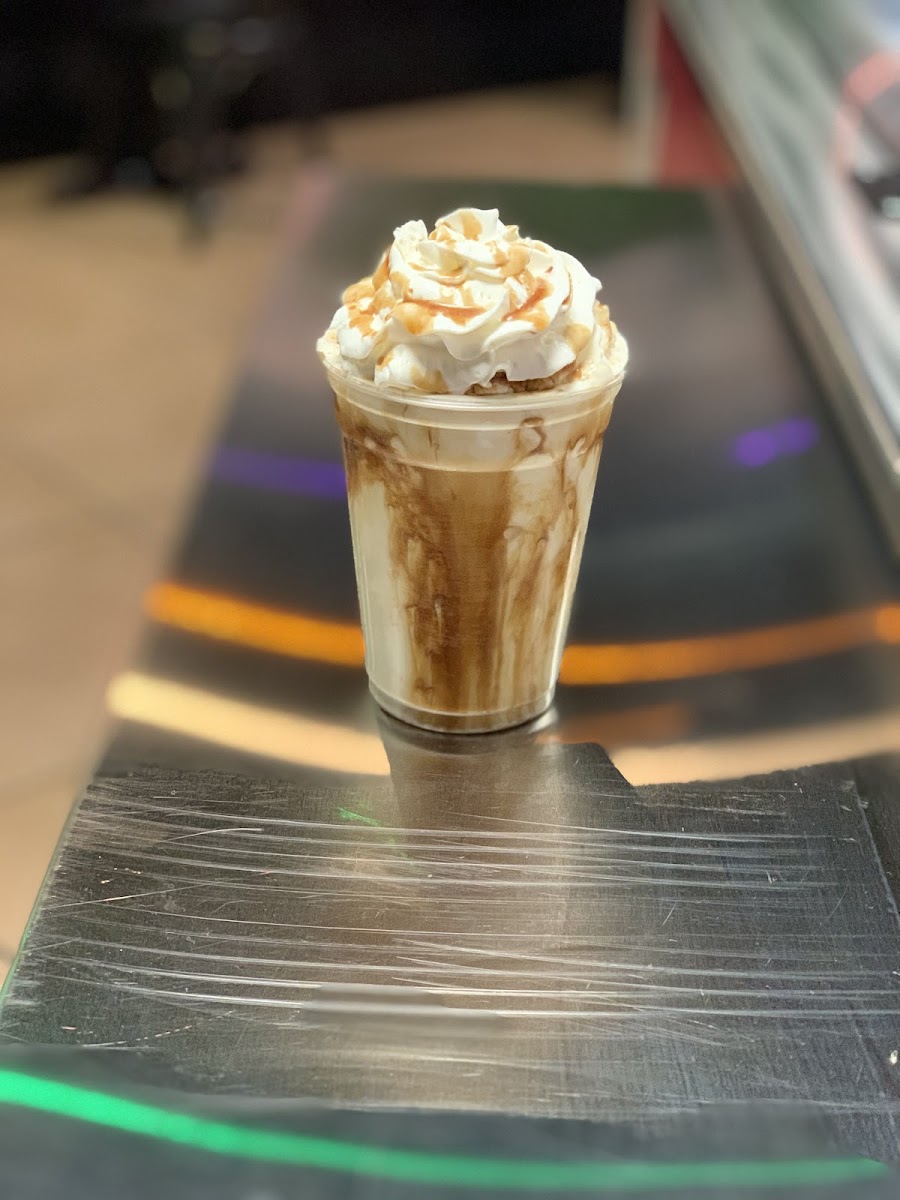 Cravings Creamery Photo 8