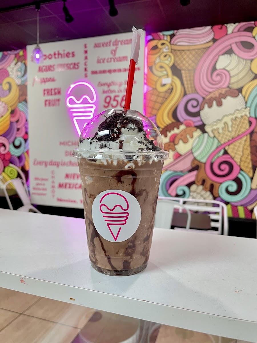 Cravings Creamery Photo 9