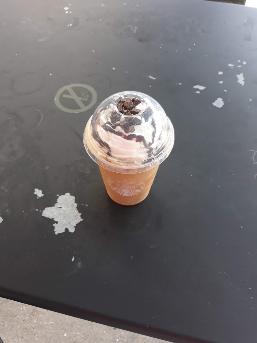 Starbucks Photo 7