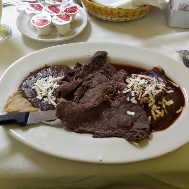 Bistec En Chile Pasilla