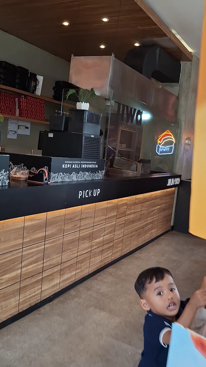 Kopi Janji Jiwa & Jiwa Toast Summarecon Emerald Karawang Photo 2
