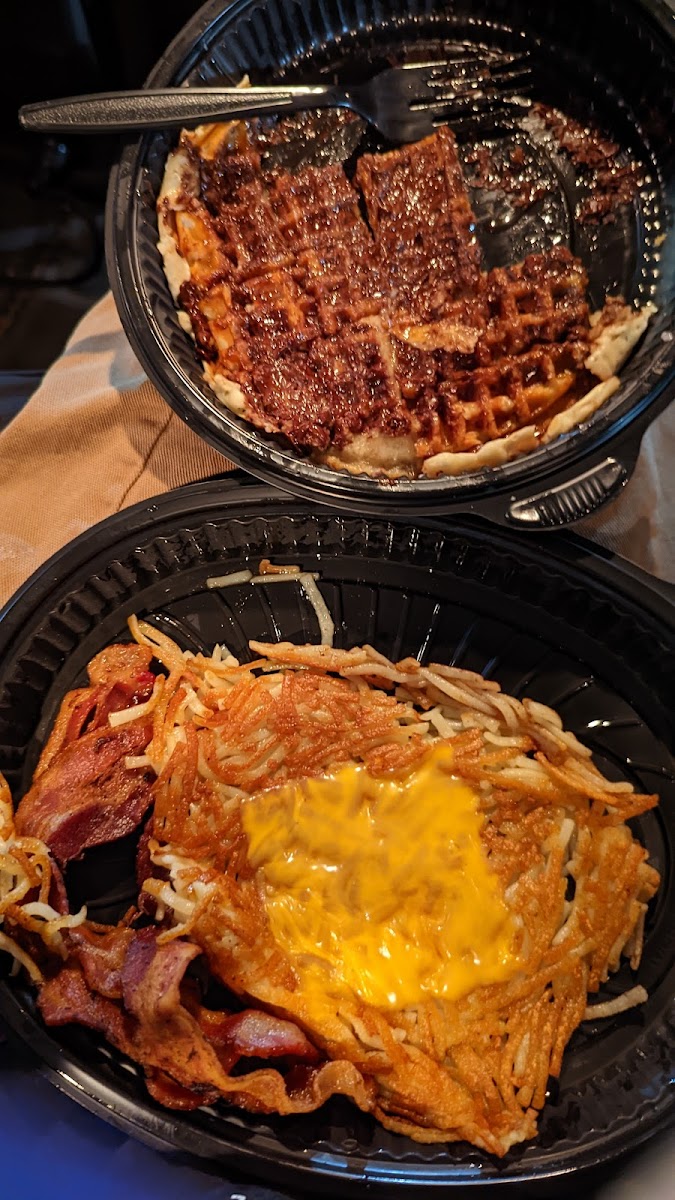 Waffle House Photo 9