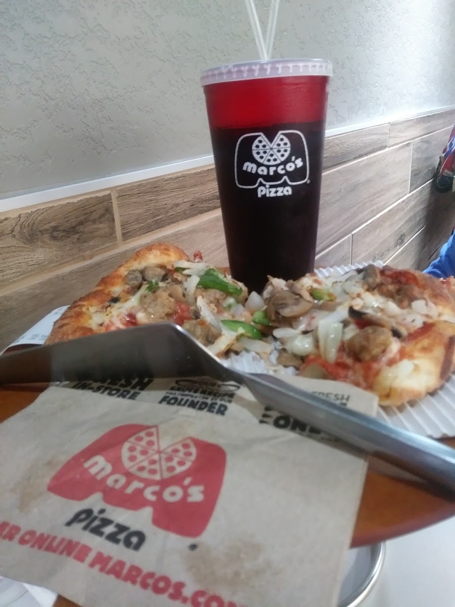Marco's Pizza Photo 8