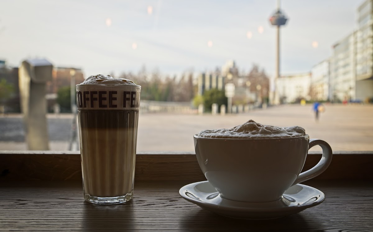 Coffee Fellows - Kaffee, Bagels, Frühstück Photo 10