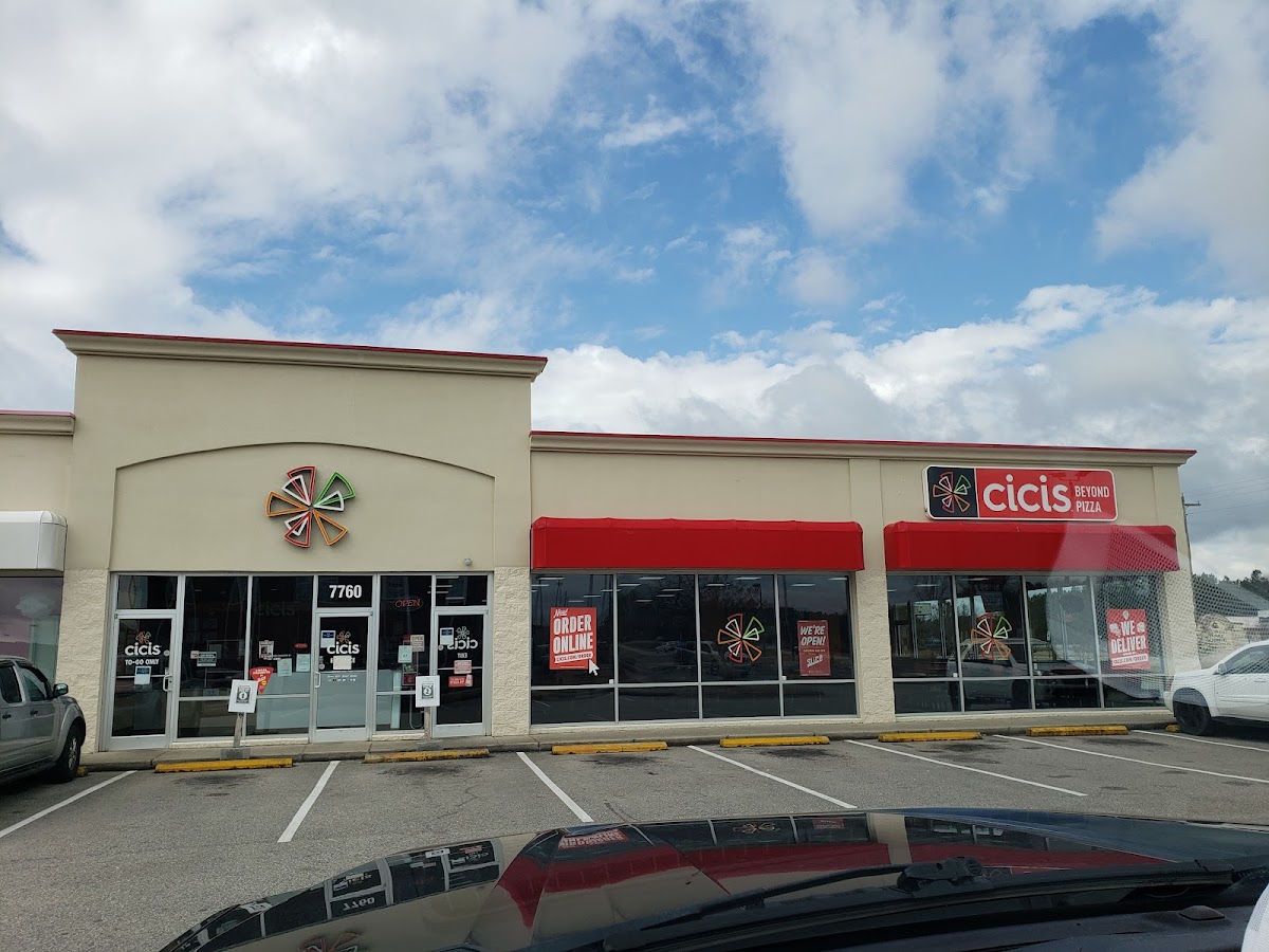 Cicis Pizza