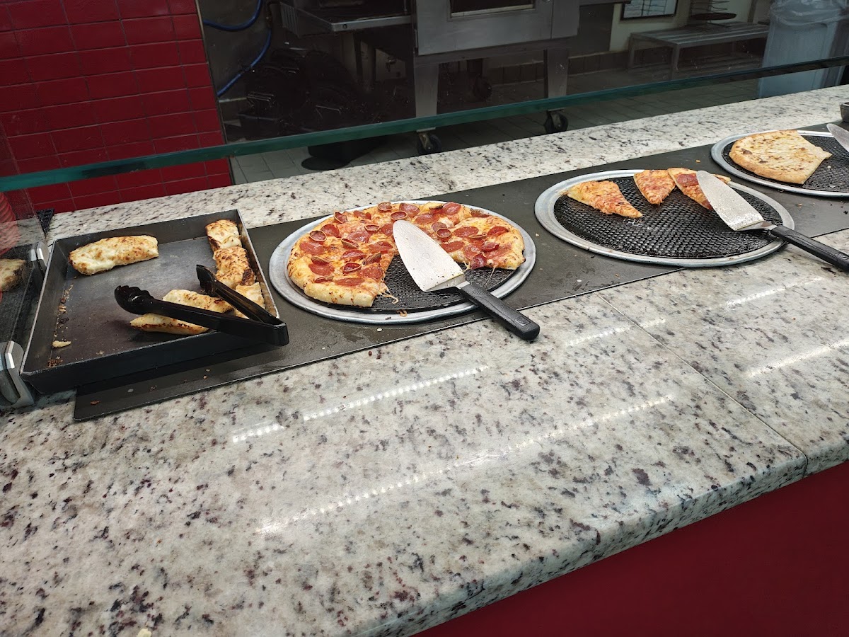 Cicis Pizza Photo 4
