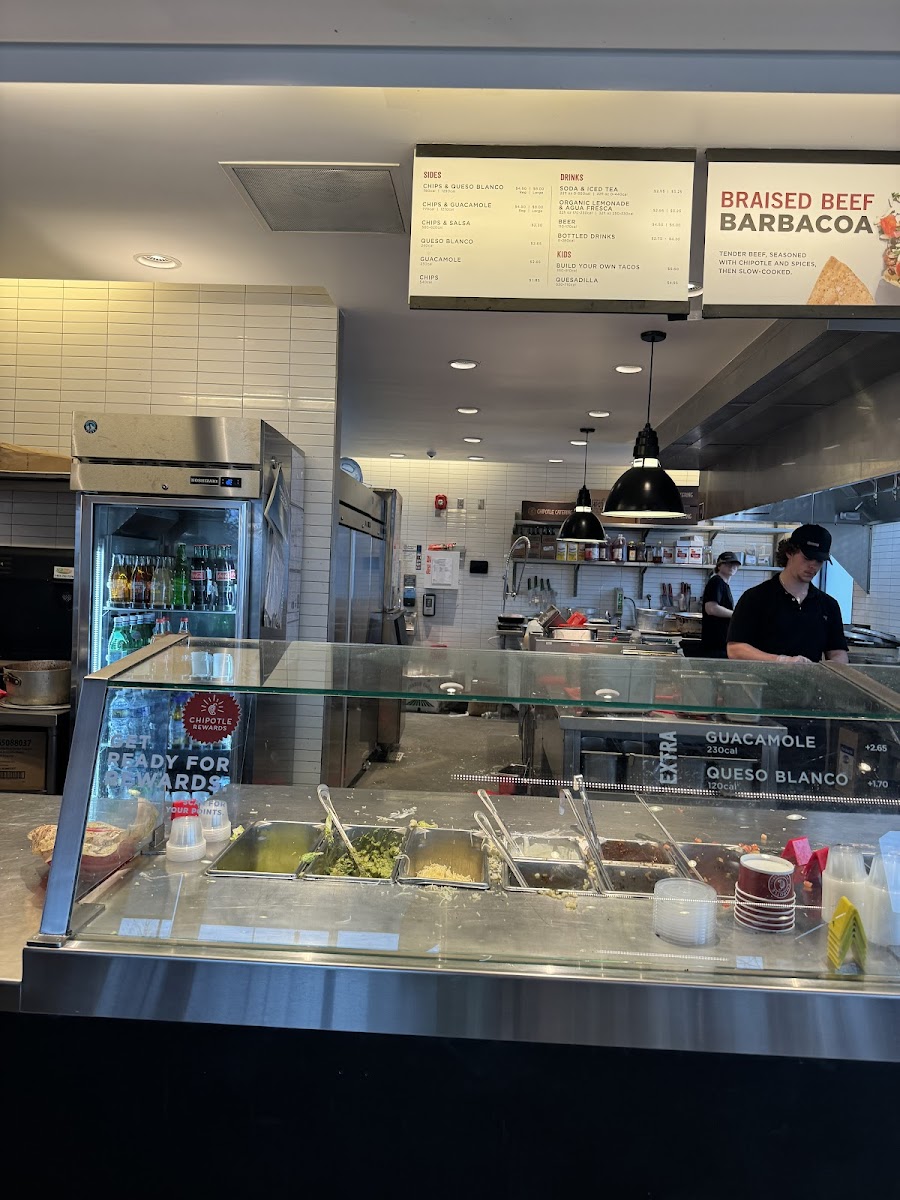 Chipotle Mexican Grill Photo 9