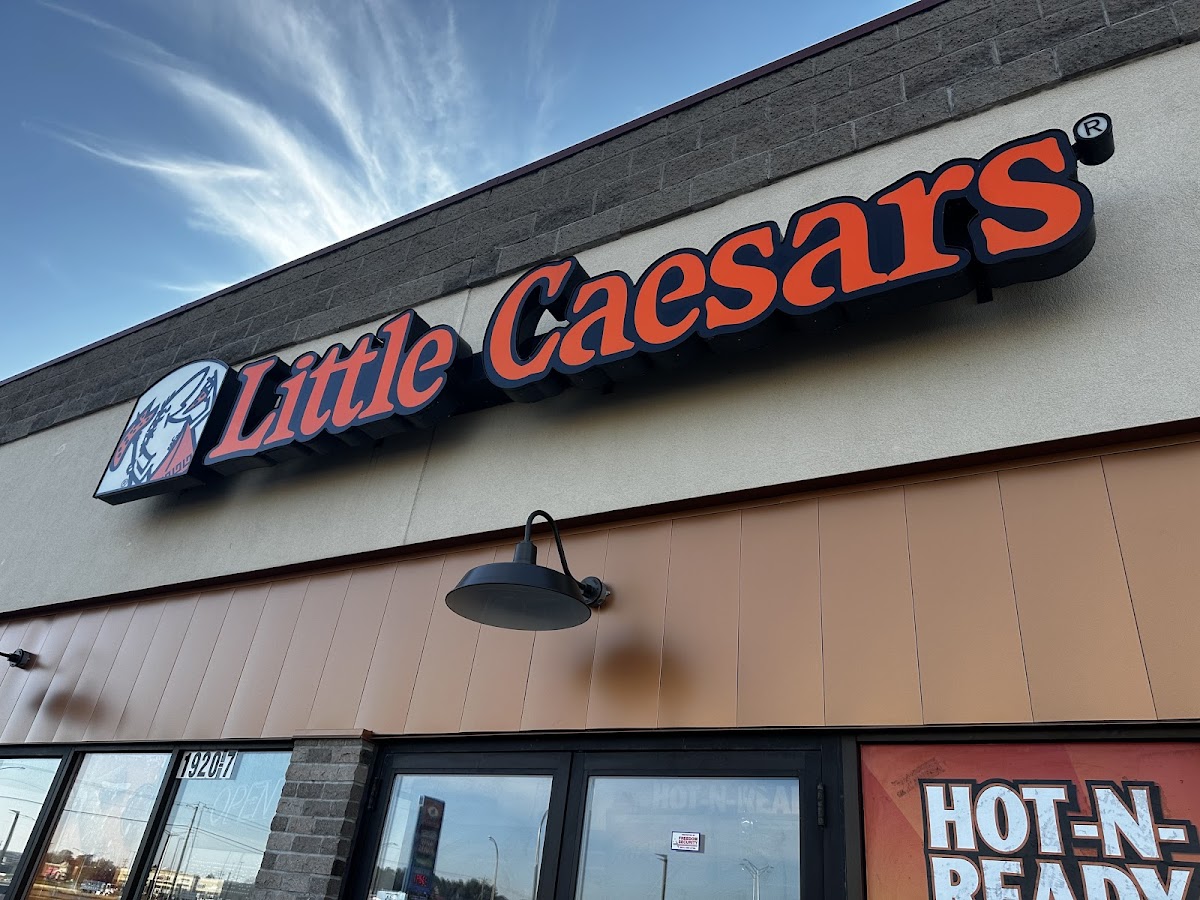 Little Caesars Pizza Photo 4