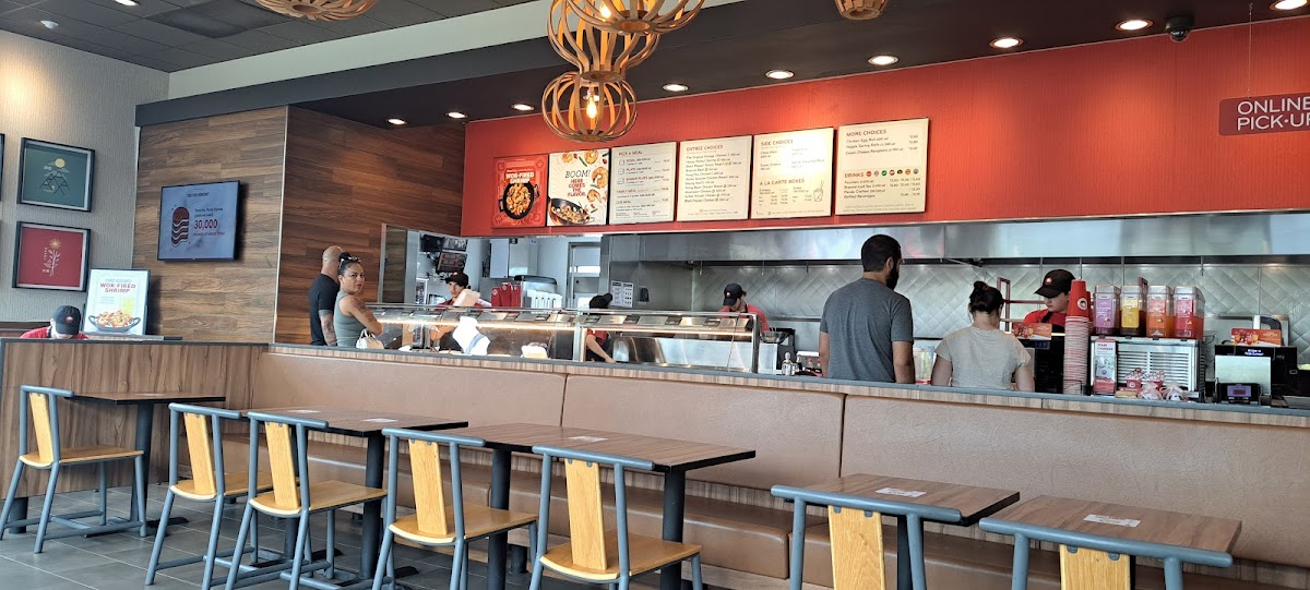 Panda Express Photo 4