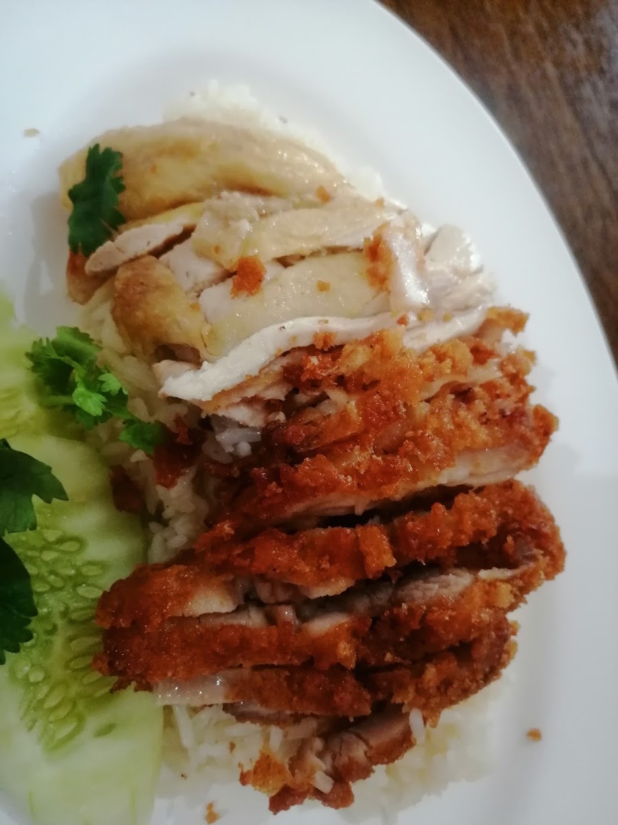 ร้านข้าวมันไก่เนรมิต ภูธร8 Photo 8