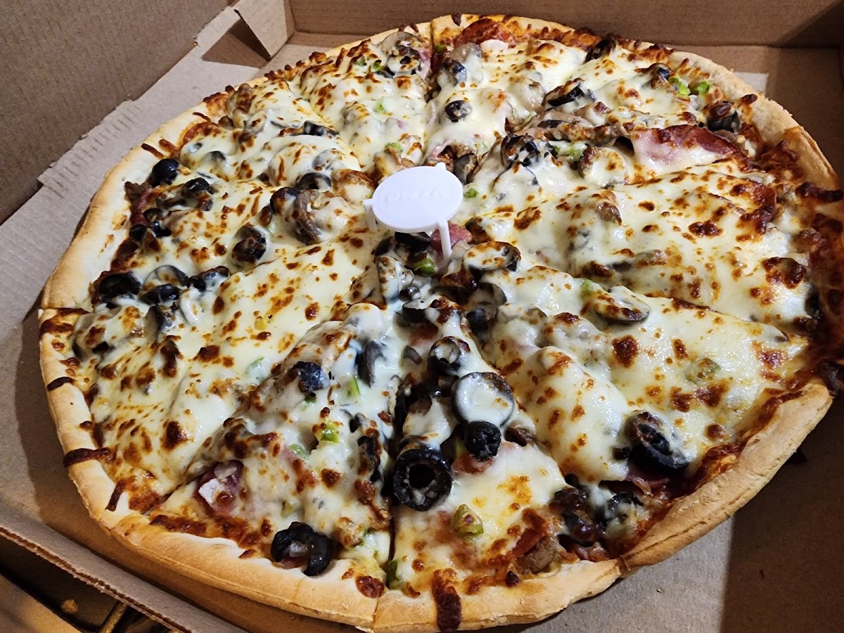 Gambino's Pizza Photo 5