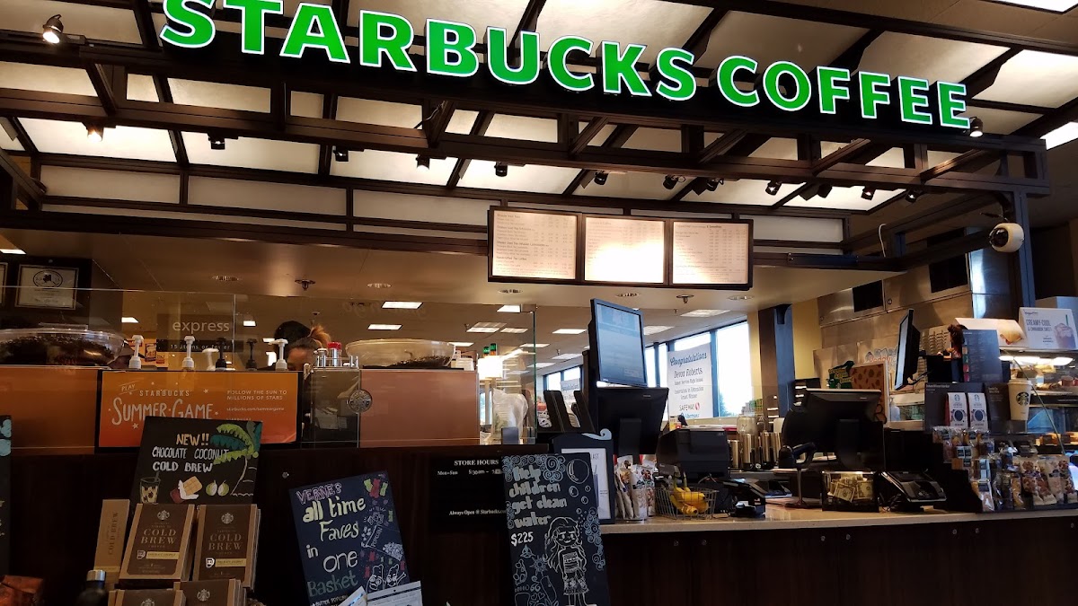 Starbucks Photo 3