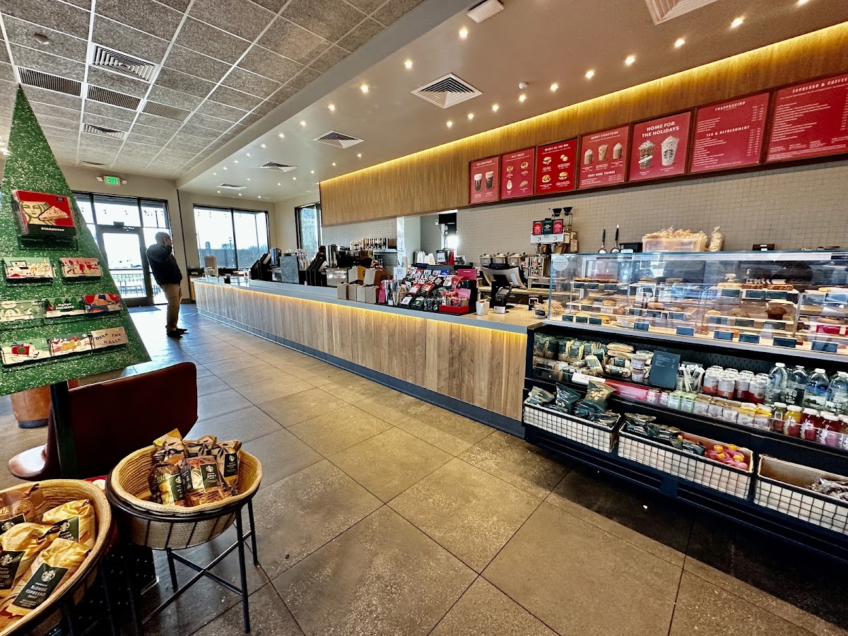 Starbucks Photo 10