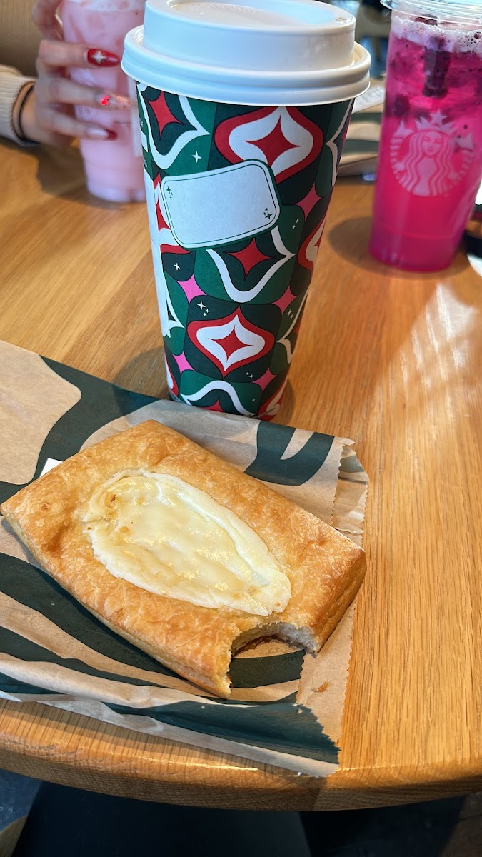 Starbucks Photo 6