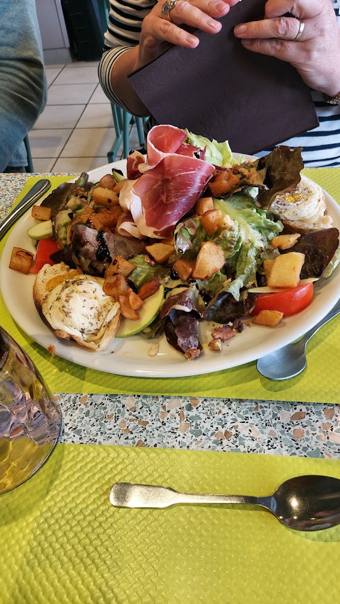 Le Bistrot Photo 4