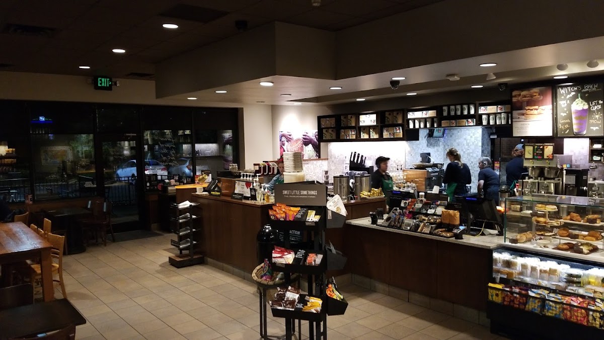 Starbucks Photo 4