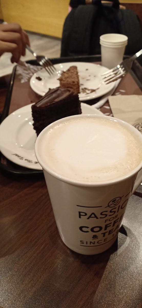 The Coffee Bean & Tea Leaf Photo 5