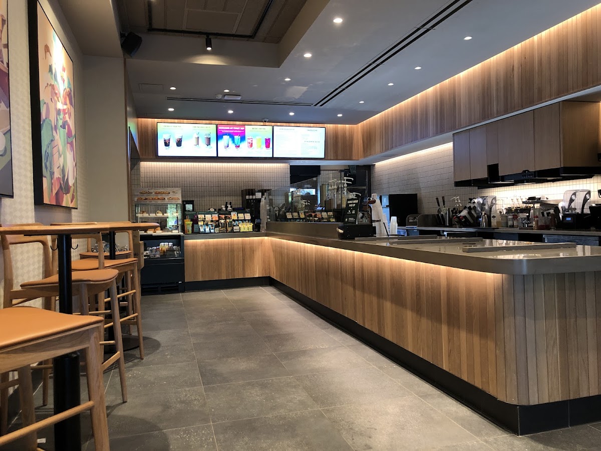 Starbucks Photo 4