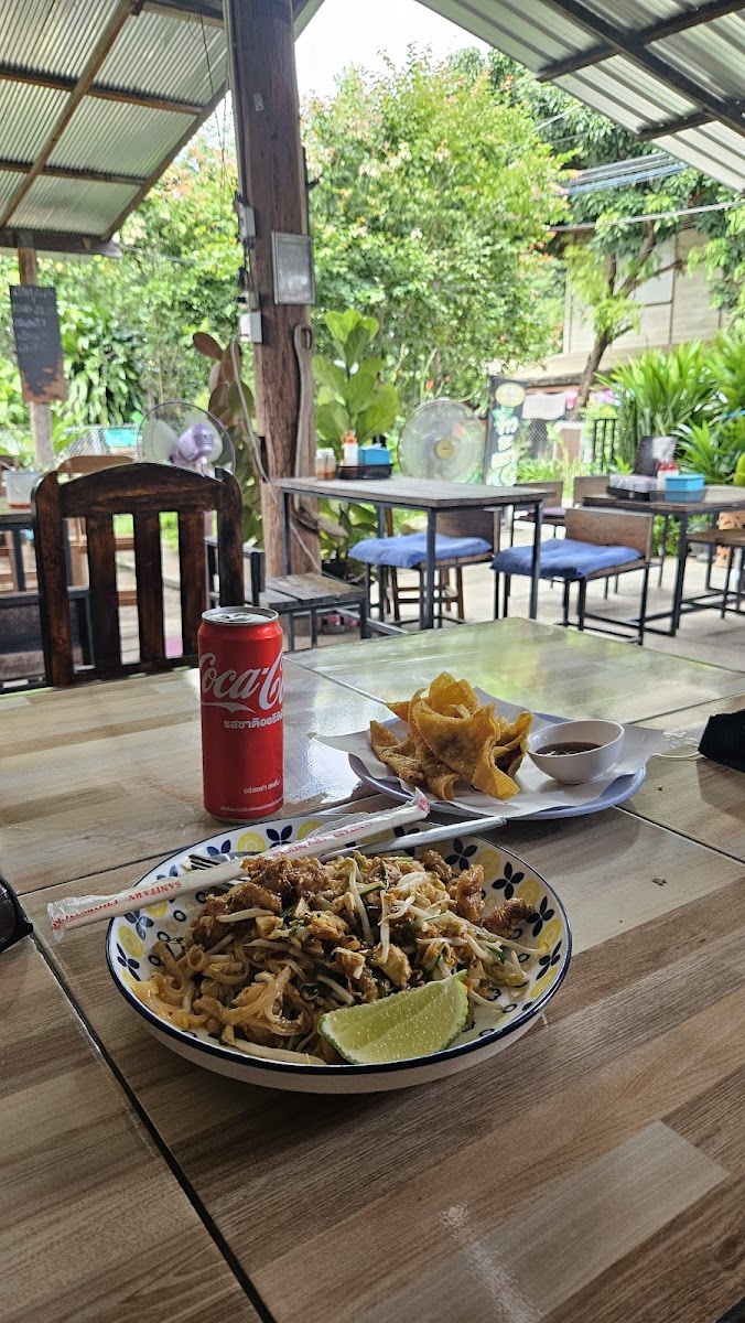 ครัวไทย อาหารตามสั่ง (Thai kitchen) Photo 9