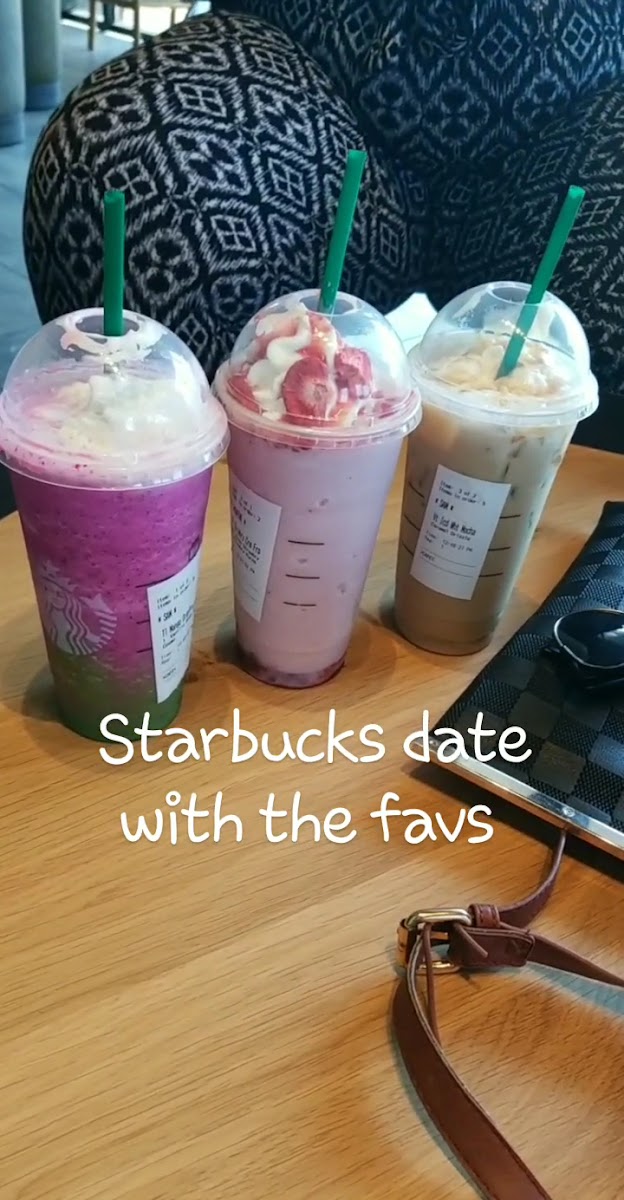 Starbucks Photo 2
