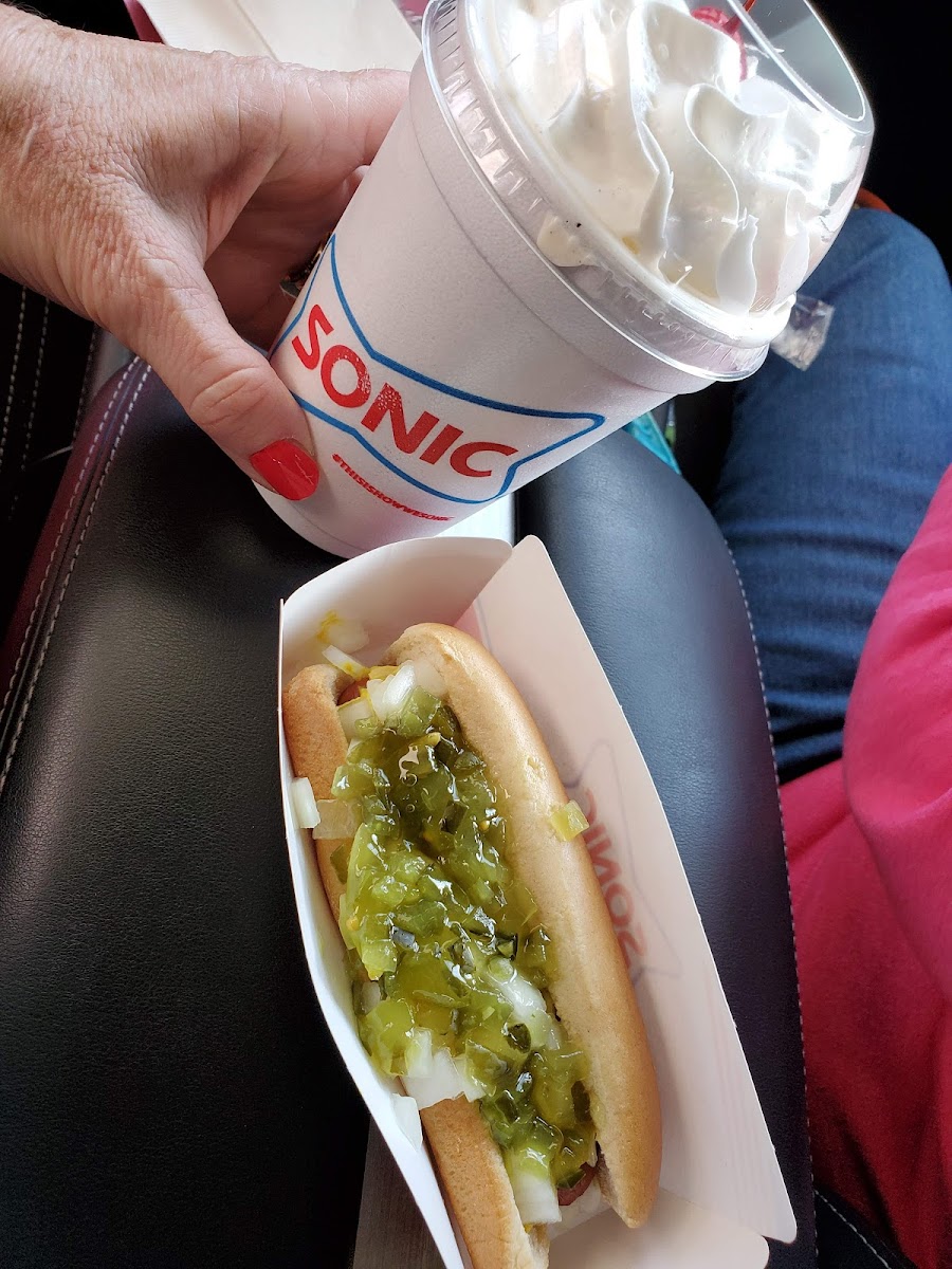 Sonic Drive-In Photo 7
