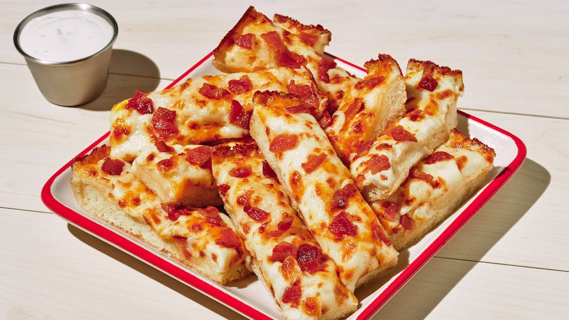 Pizza Hut Photo 4