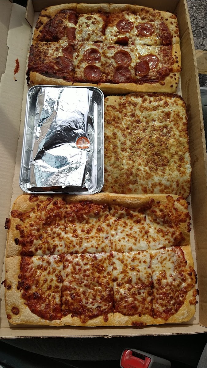 Pizza Hut Photo 8