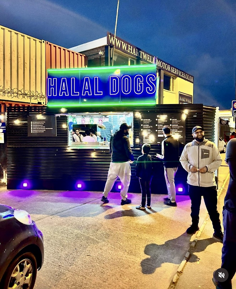 HALAL DOGS