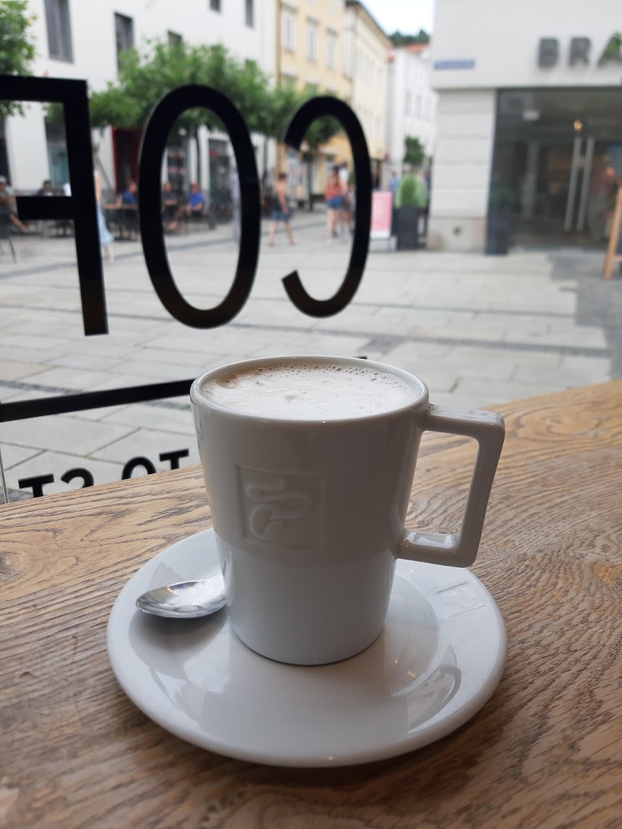 Tchibo shop with Coffee Bar Photo 5